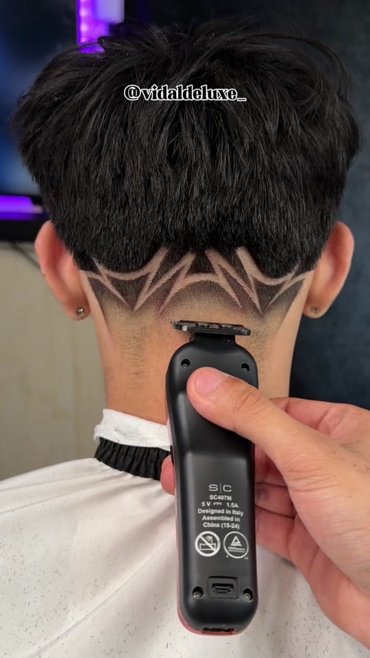 Post 10 by vidaldeluxe_ on TikTok (video)