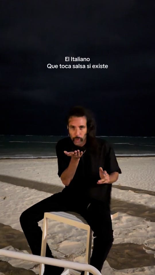 Post 9 by Valentina Gomez on TikTok (video)