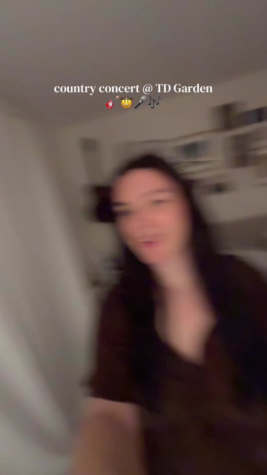 Post 2 by marissa <3 on TikTok (video)