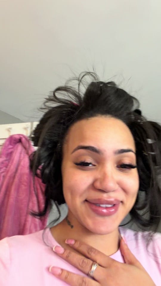 Post 2 by Destinee' Rose on TikTok (video)