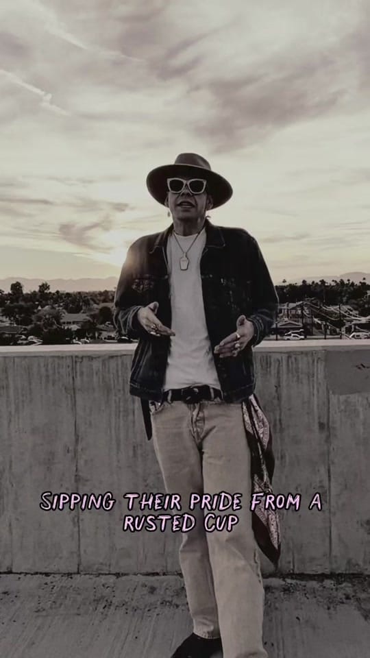 Post 1 by The Band Blackbird on TikTok (video)