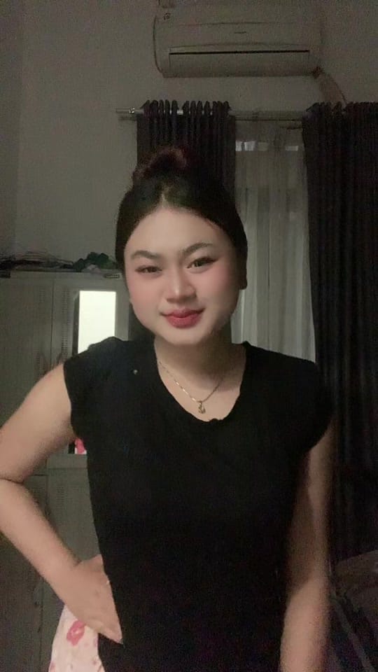 Post 6 by ainly on TikTok (video)