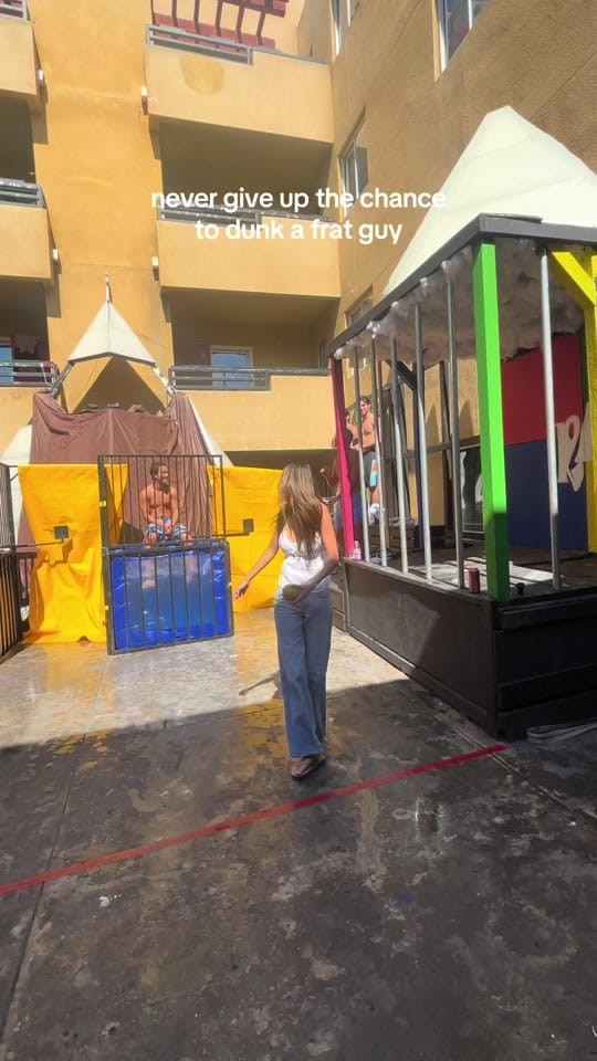 Post 8 by audrey on TikTok (video)