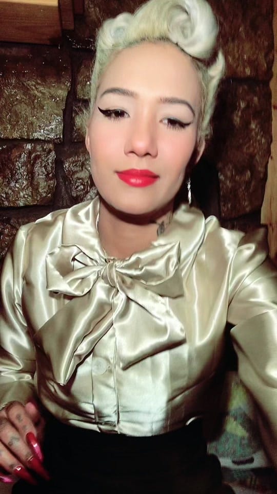 Post 5 by Melanie Sparklez on TikTok (video)