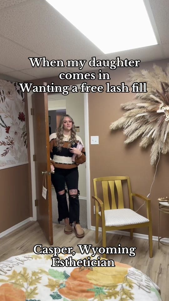 Post 9 by glowandgraceskinstudio on TikTok (video)