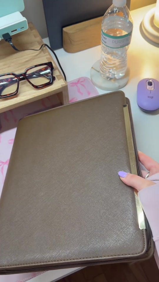 Post 5 by Sofie Marie on TikTok (video)