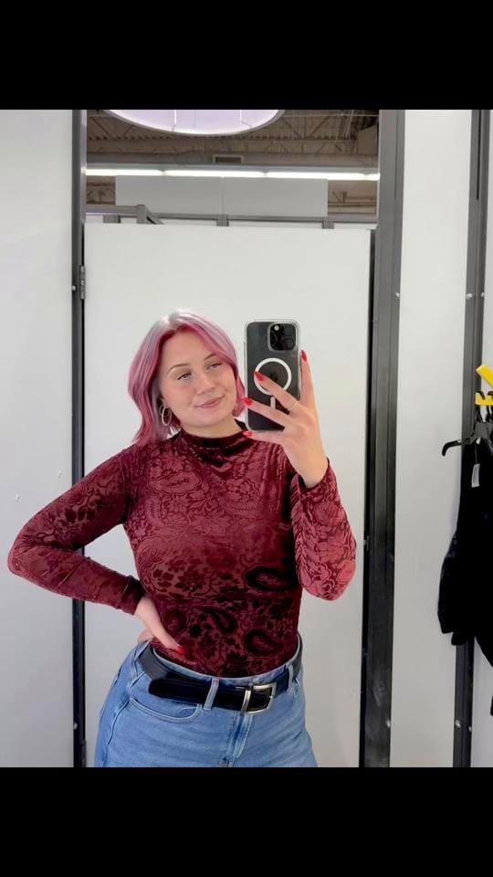 Post 5 by Mikayla Russell on TikTok (video)