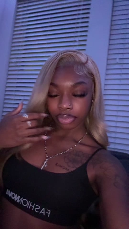 Post 5 by Please Say Da Barbie🫦 on TikTok (video)