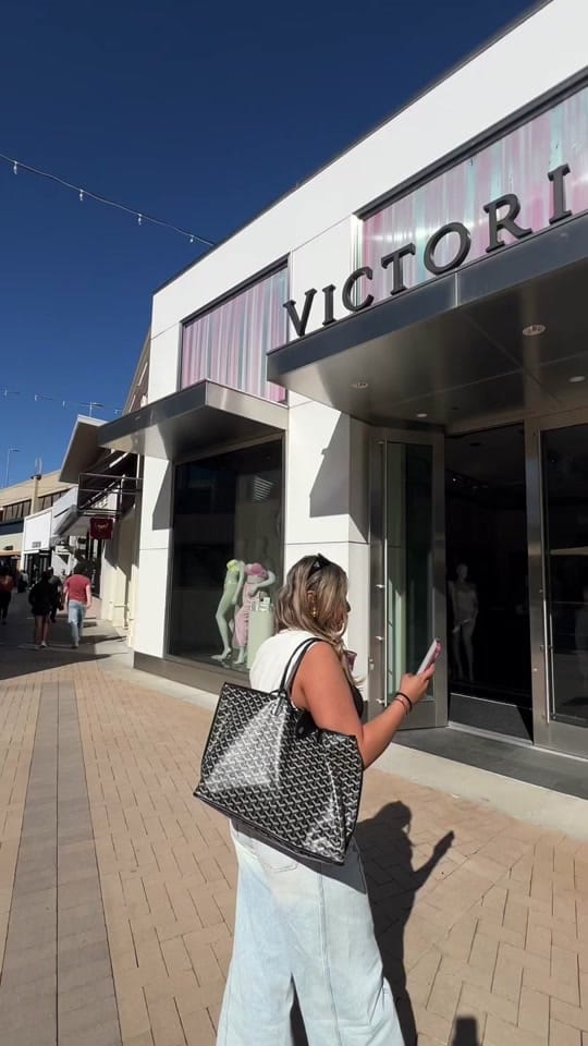 Post 4 by Yuleyda🎀 on TikTok (video)