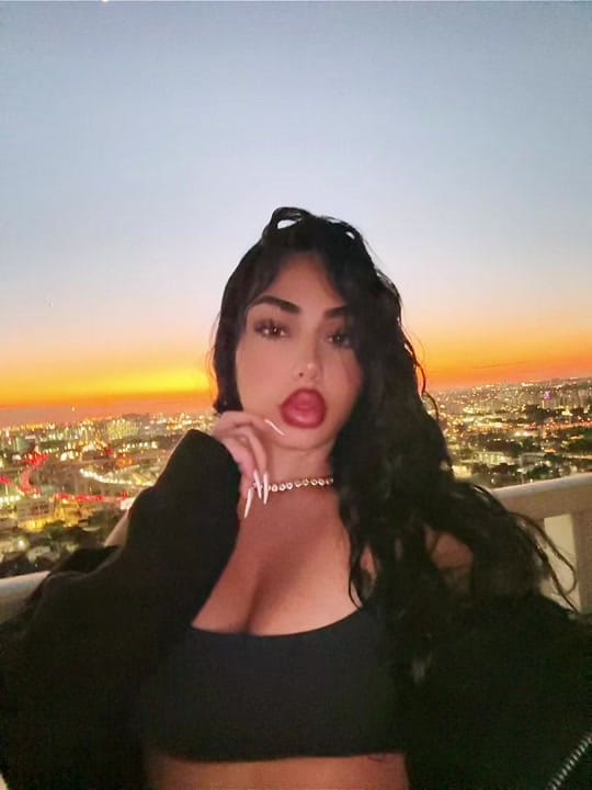 Post 5 by drea🌹 on TikTok (video)