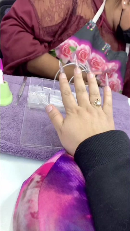 Post 10 by thebrendavianey mora on TikTok (video)