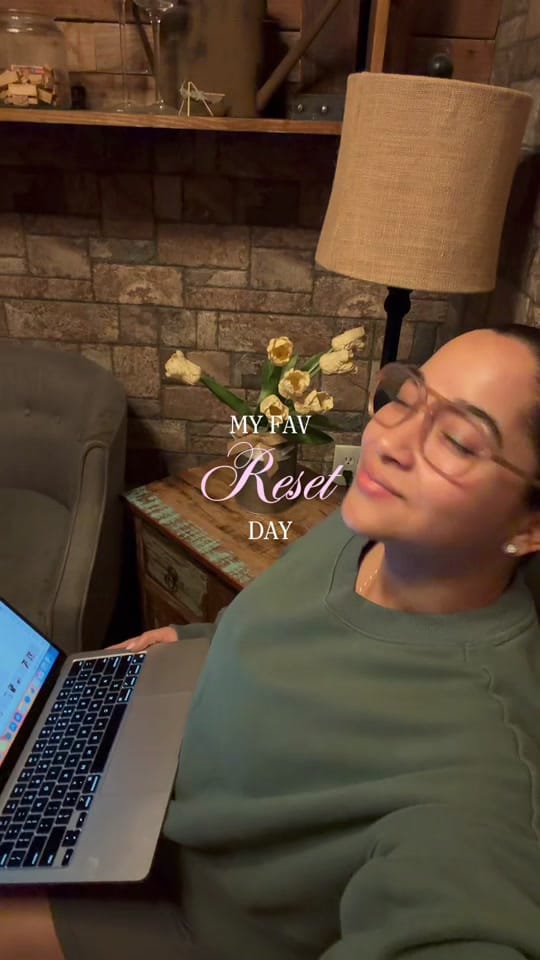 Post 10 by Dani on TikTok (video)