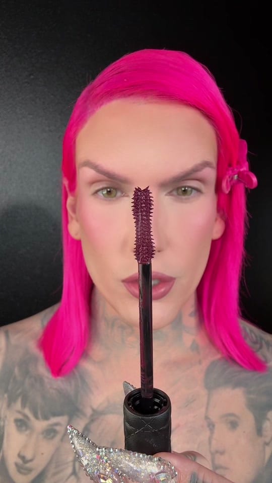 Post 7 by Jeffree Star on TikTok (video)