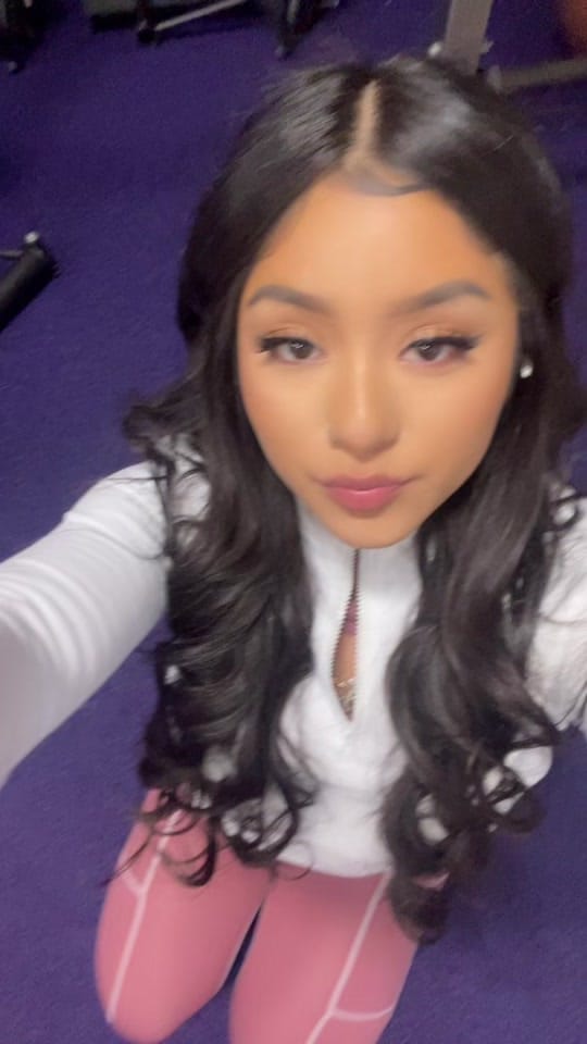Post 4 by Jaqueline on TikTok (video)