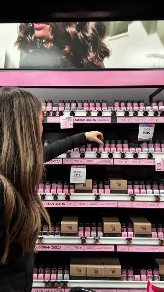 Post 7 by Rebecca Murphy Modesto stylist on TikTok (video)