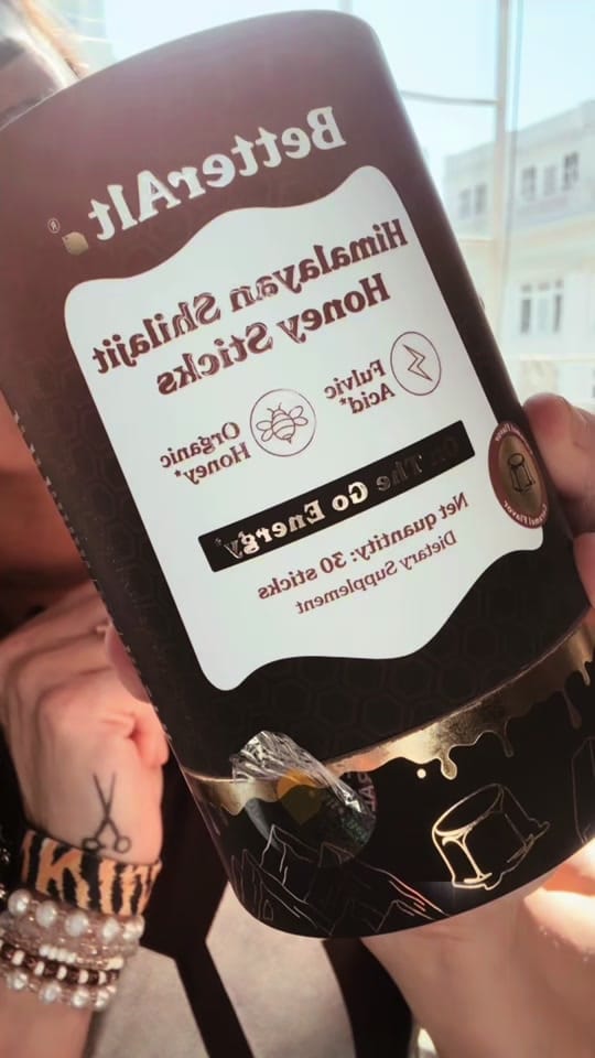 Post 6 by Hair Artist Aurora Theresa on TikTok (video)