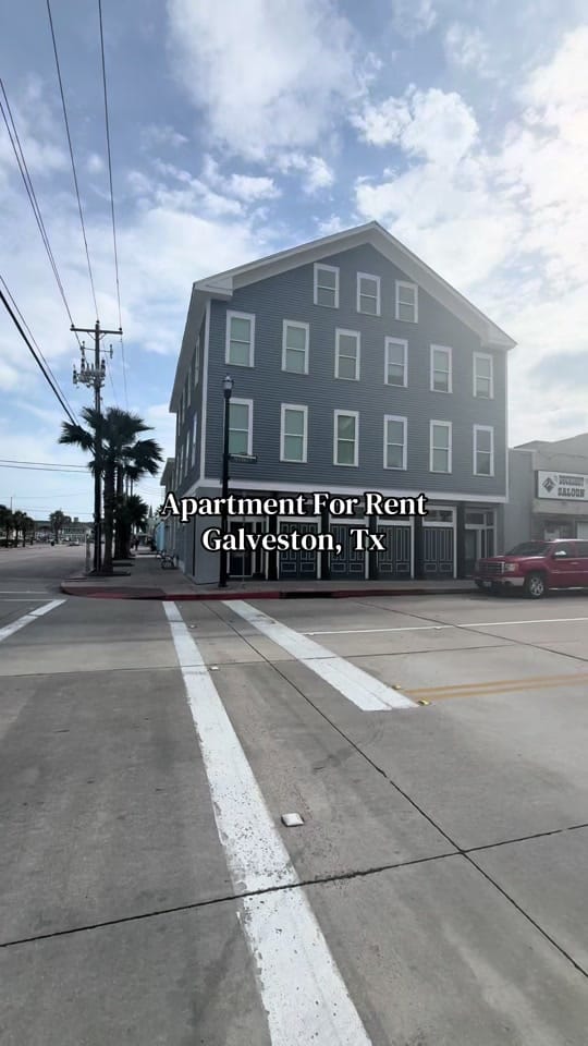 Post 8 by Hungry Realtor on TikTok (video)