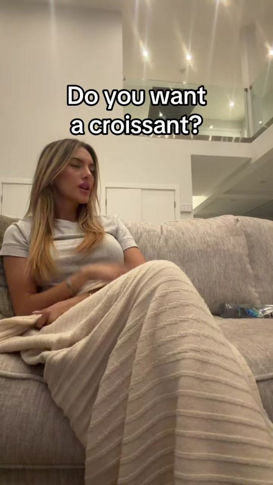 Post 9 by Emily Austin on TikTok (video)