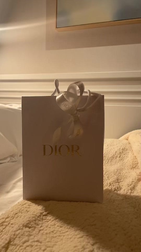 Post 1 by 𝐎𝐥𝐢𝐯𝐢𝐚 on TikTok (video)
