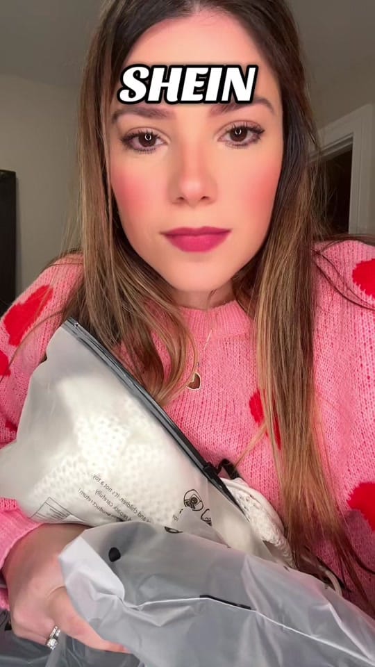 Post 8 by Paola abudlkalek on TikTok (video)
