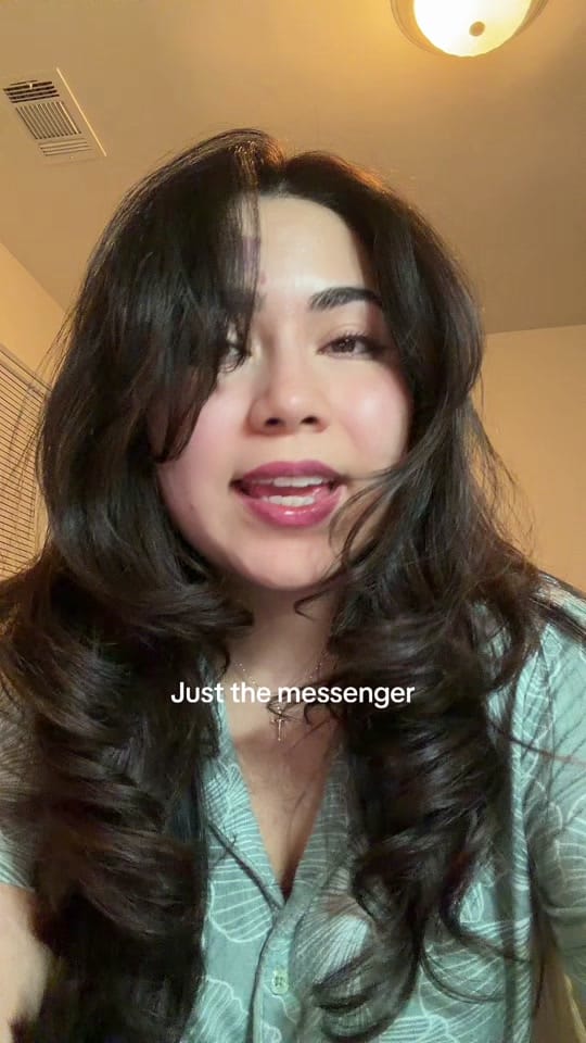Post 2 by Vale on TikTok (video)