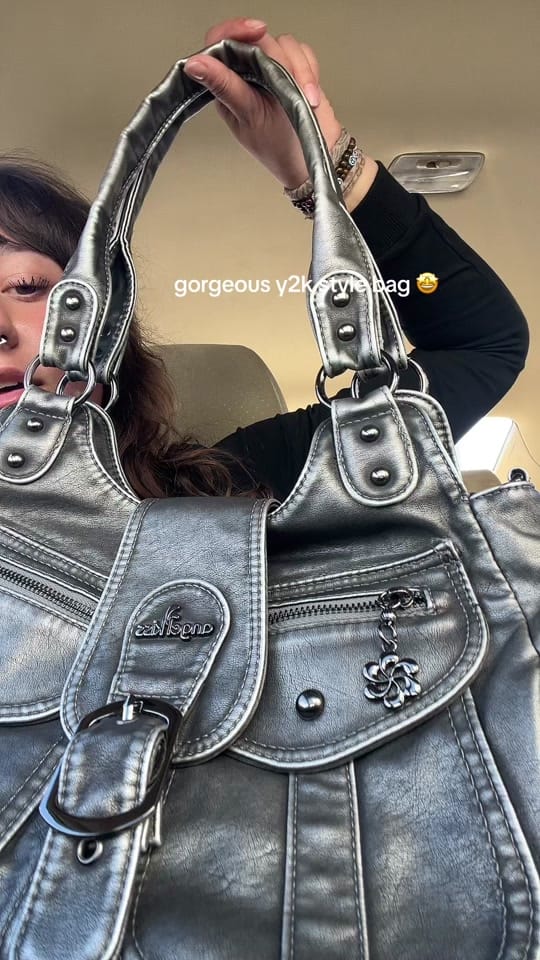 Post 3 by bella <33 on TikTok (video)