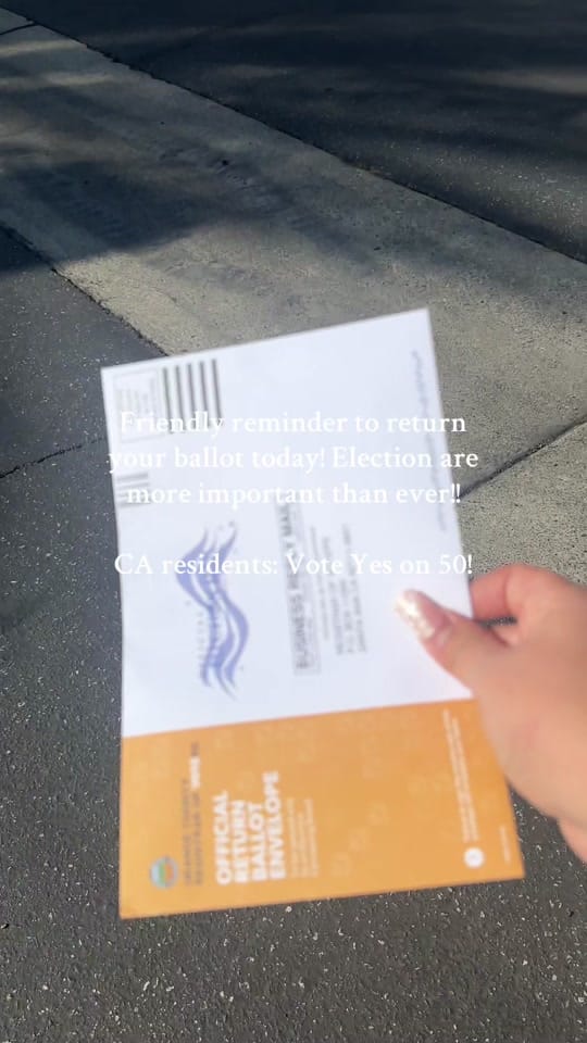 Post 6 by Melly on TikTok (video)