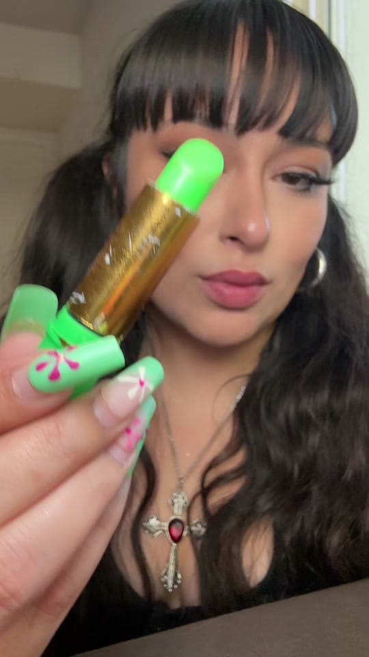 Post 9 by Melly on TikTok (video)