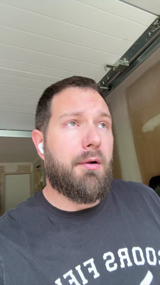 Post 9 by Theo on TikTok (video)