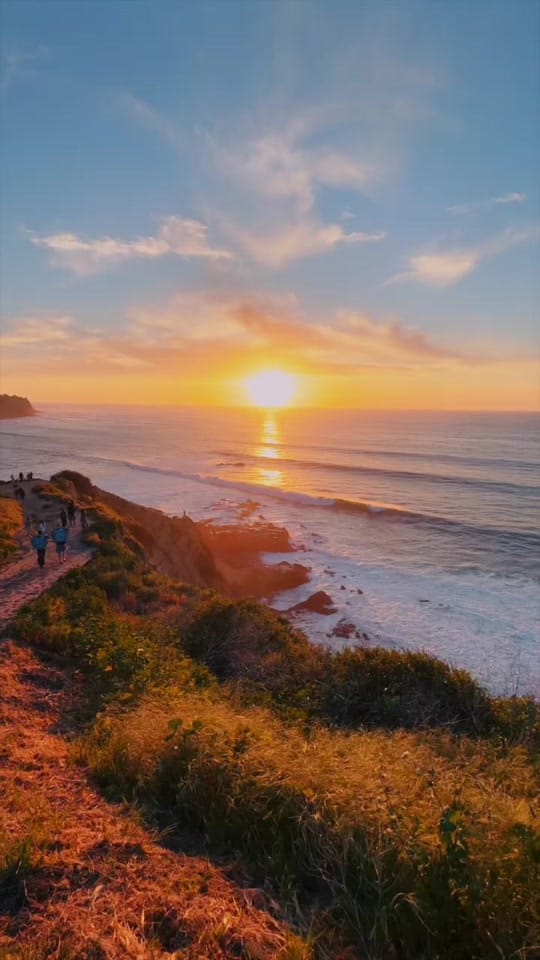 Post 7 by Aurelio Vasquez on TikTok (video)