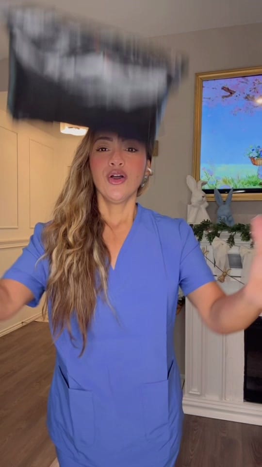 Post 7 by 𝐓𝐢𝐭𝐚 Reyes on TikTok (video)