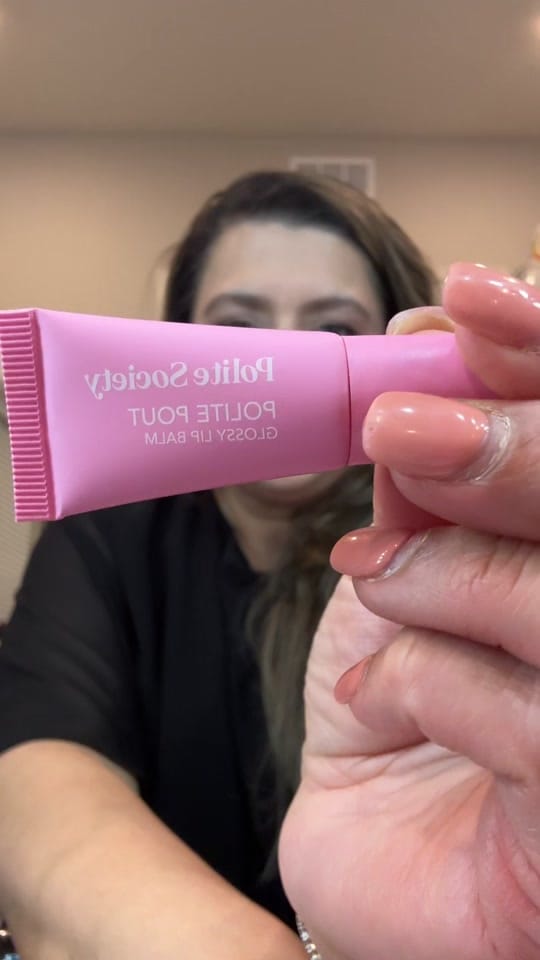 Post 5 by glambytanyaafridi on TikTok (video)