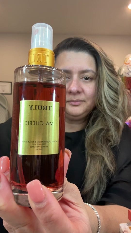 Post 2 by glambytanyaafridi on TikTok (video)
