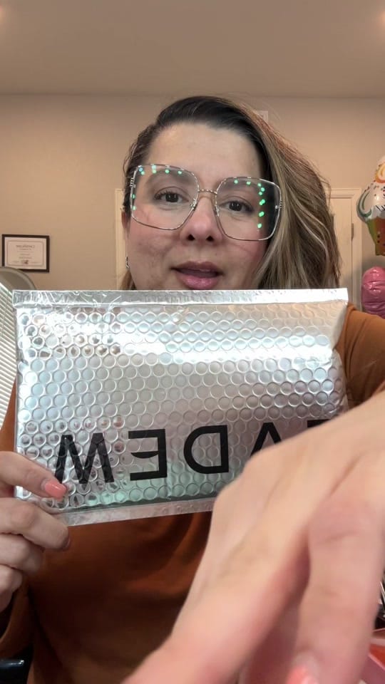 Post 10 by glambytanyaafridi on TikTok (video)