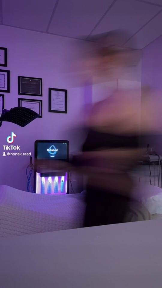Post 7 by Nona R. on TikTok (video)