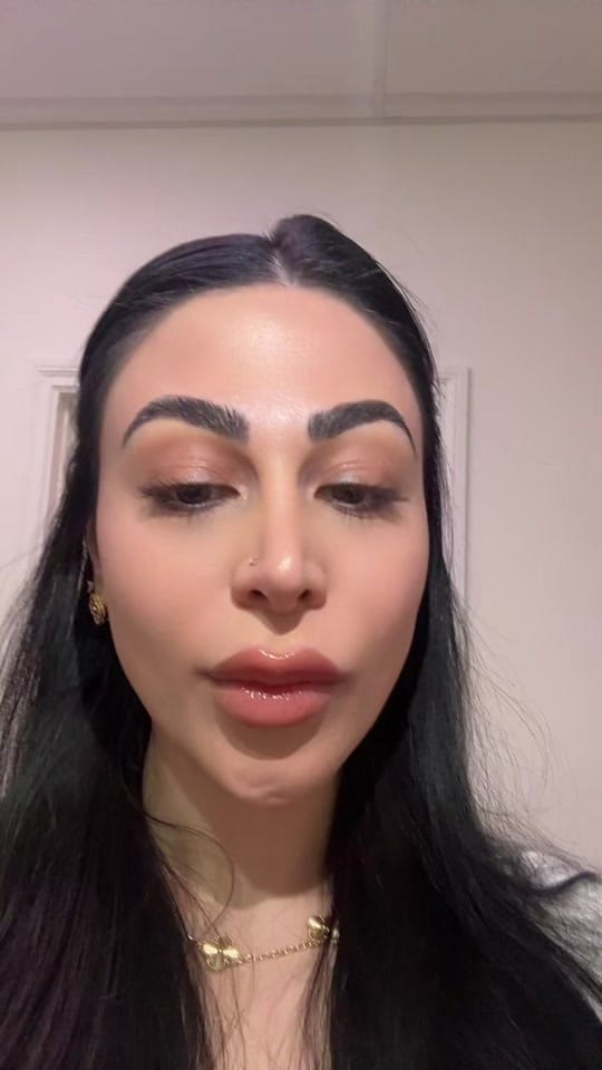 Post 2 by Nona R. on TikTok (video)