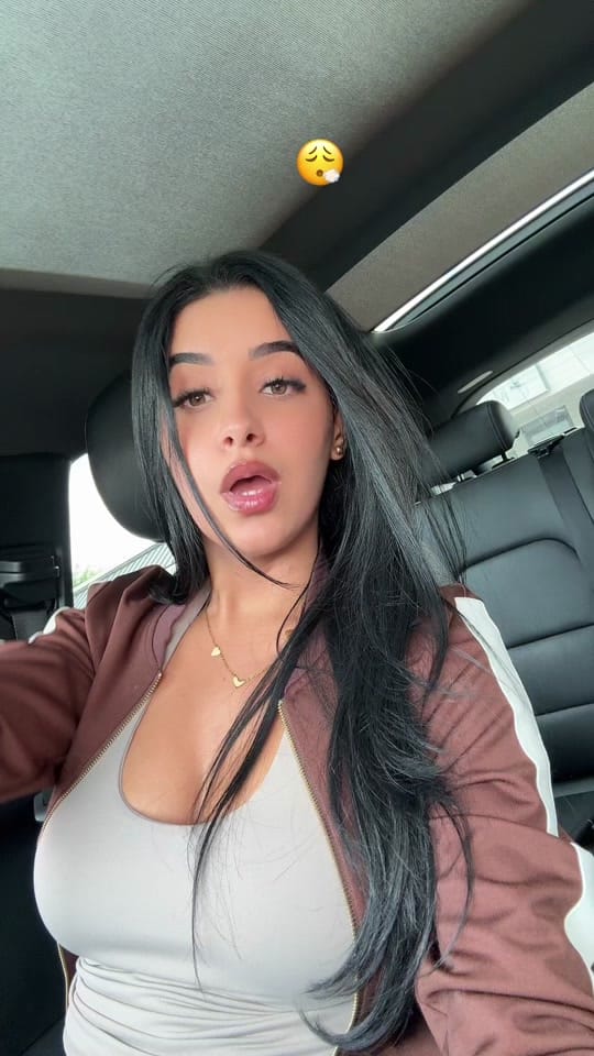 Post 3 by itsamberl on TikTok (video)