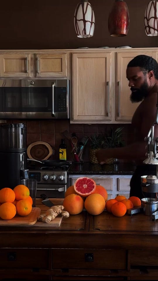 Post 1 by Theaaronspady on TikTok (video)
