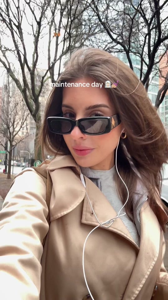 Post 2 by Izabel Vienna on TikTok (video)
