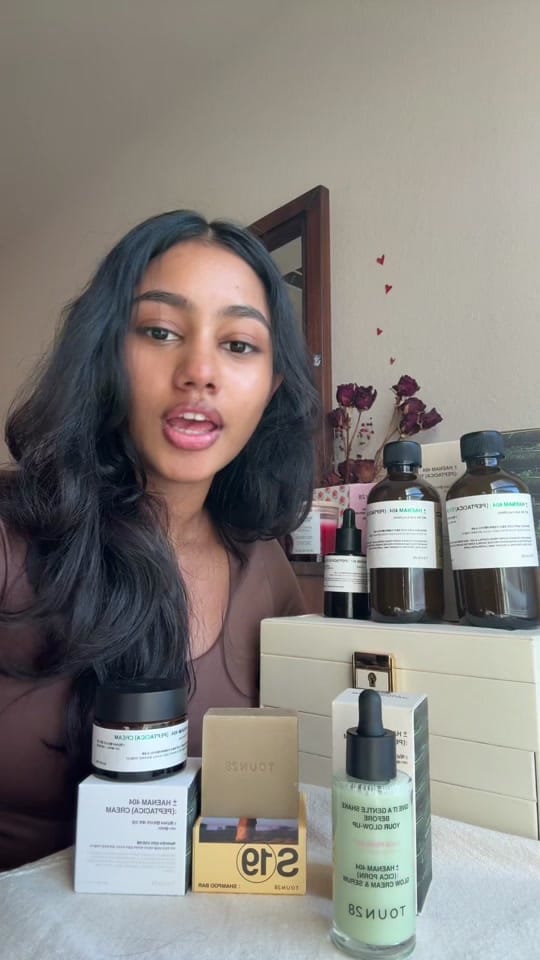 Post 2 by N<3🌺 | Beauty Creator on TikTok (video)