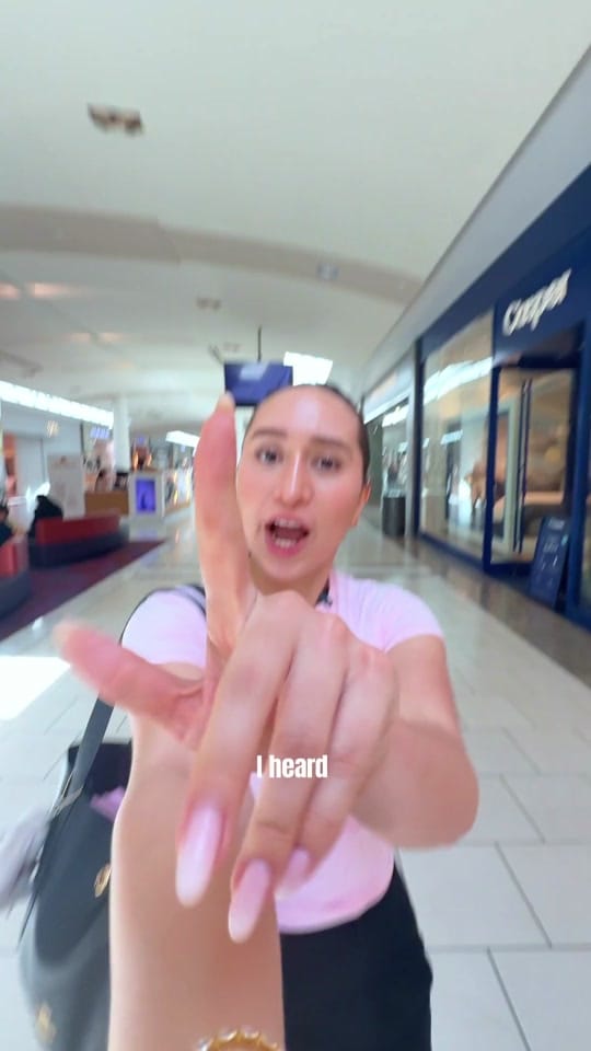 Post 2 by Valeria Stephanie on TikTok (video)