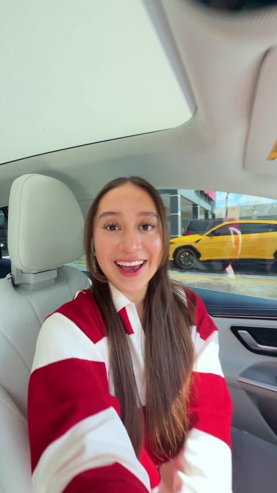 Post 5 by Valeria Stephanie on TikTok (video)