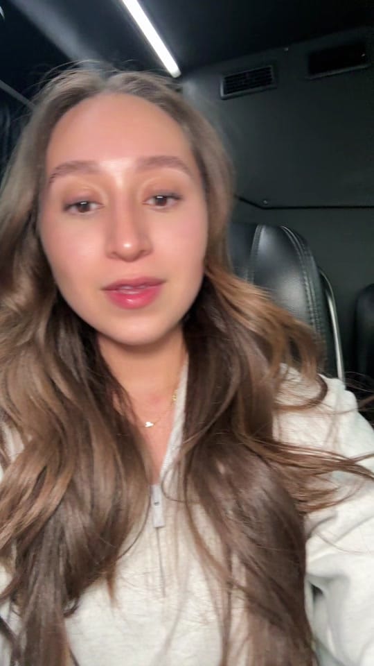 Post 9 by Valeria Stephanie on TikTok (video)