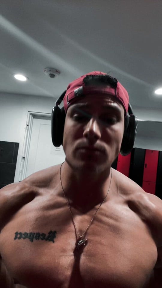 Post 7 by Niklaus Adler on TikTok (video)