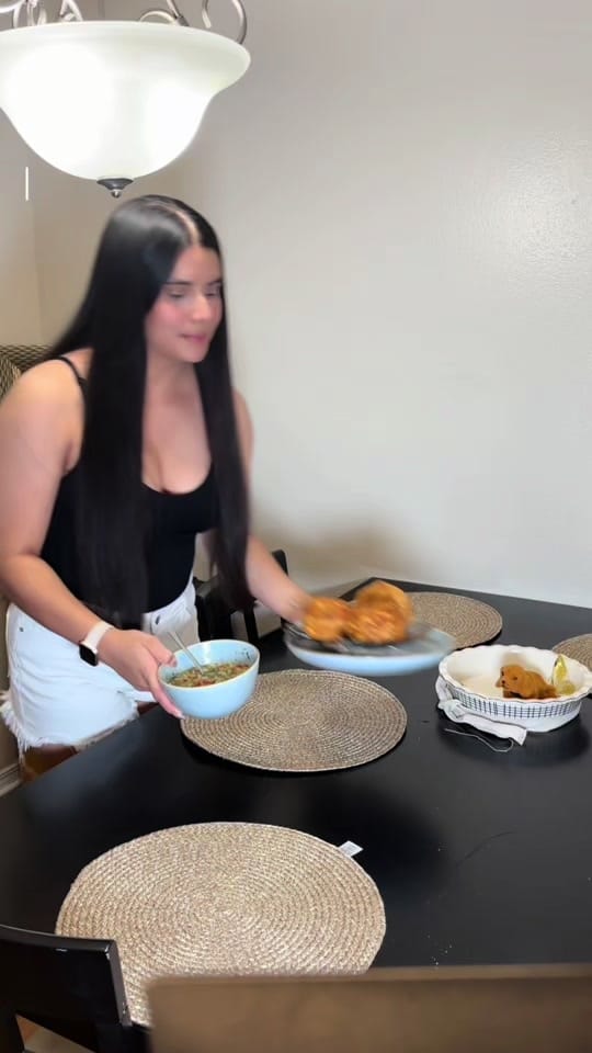 Post 9 by Pau Walteros on TikTok (video)