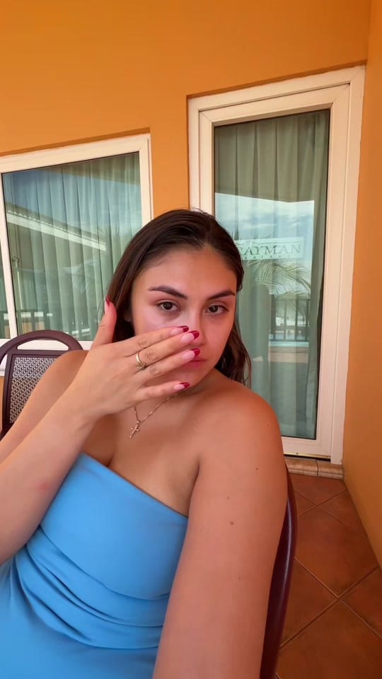 Post 2 by vanessalizetteee on TikTok (video)