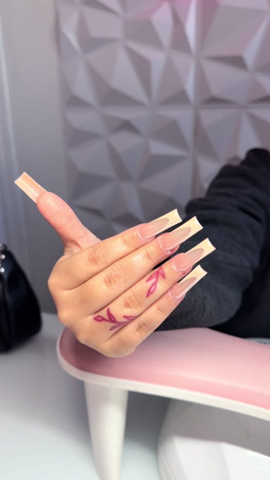 Post 1 by Melanie on TikTok (video)