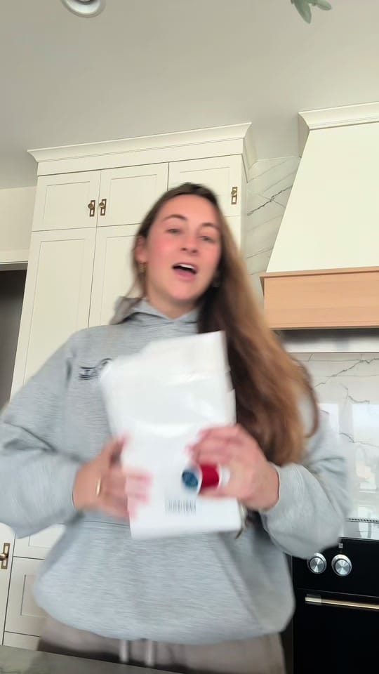 Post 1 by Elise NE & TRAVEL PHOTOGRAPHER on TikTok (video)