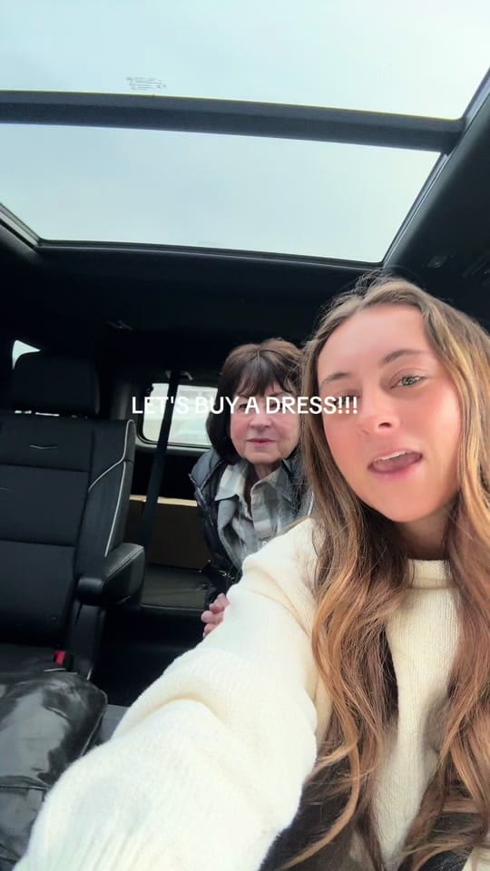 Post 4 by Elise NE & TRAVEL PHOTOGRAPHER on TikTok (video)