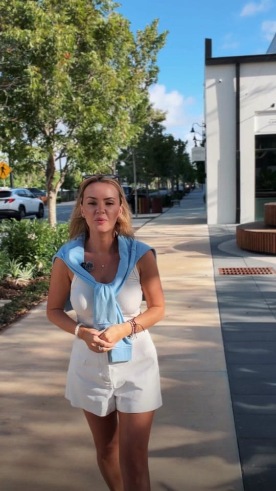 Post 5 by Anca Maria on TikTok (video)